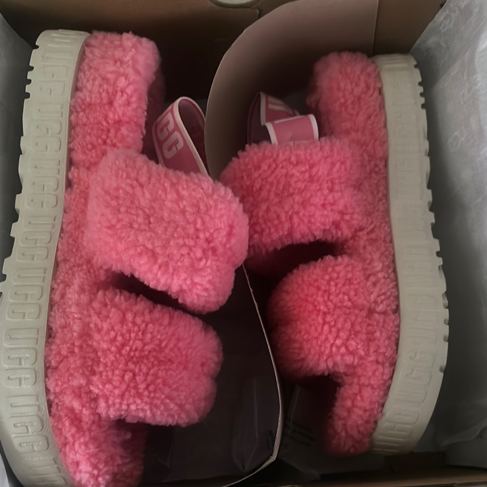 UGG Pink Plush Slippers Cozy Sherpa Design